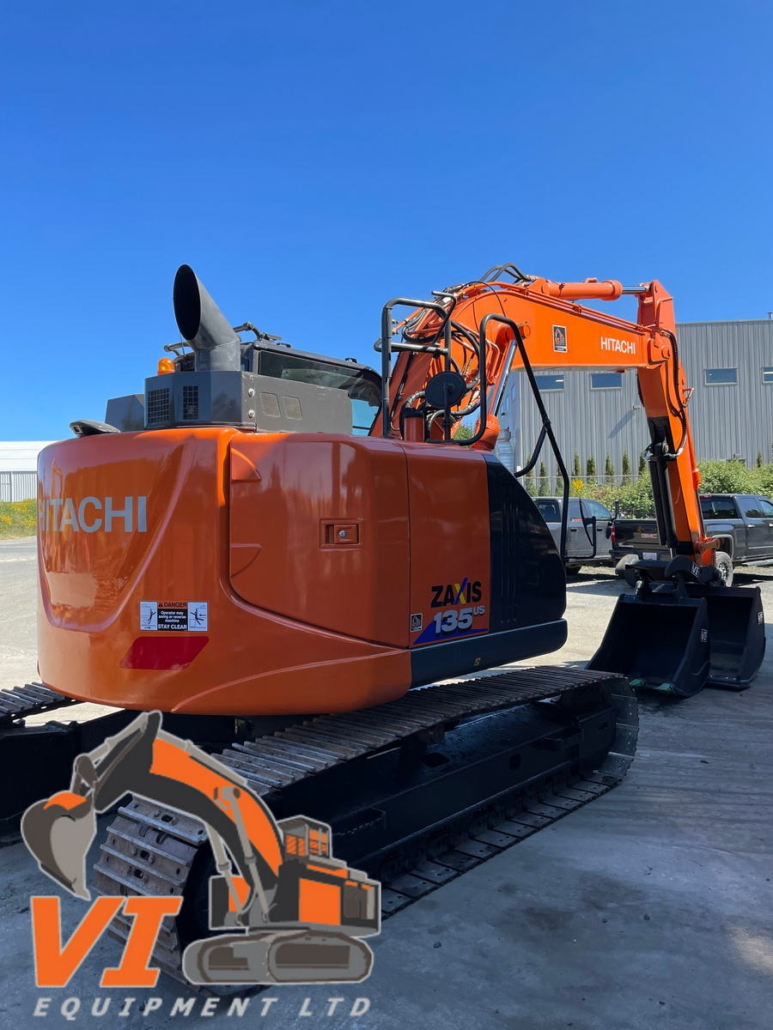 an orange construction vehicle
